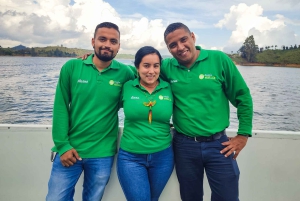 Medellin: wycieczka do Guatape z rejsem wycieczkowym, śniadaniem, obiadem i lamami