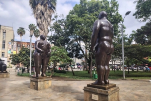 Medellin: Rondleiding met gids met culinaire stops