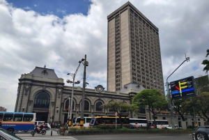 Medellin: Rondleiding met gids met culinaire stops