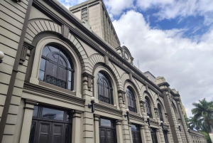 Medellin: Rondleiding met gids met culinaire stops