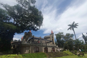 Medellin: Luxury and Private City Tour in French