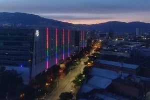 Medellin: Nightlife and Party Tour as a Local