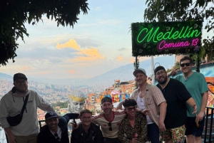 Medellín Nightlife Party Tour: Clubs, Bars, Reggaeton & More