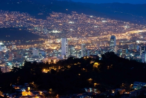 Medellin: Nightlife Tour with Local Guide and Hotel Pickup