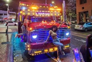 Medellin: Party Bus with DJ & Street Food Tastings