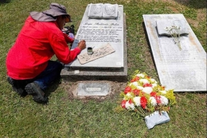 Medellin: Private Friedhofs-Tagestour