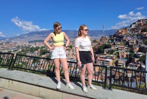 Medellín: Private City Tour and Comuna 13 Tour