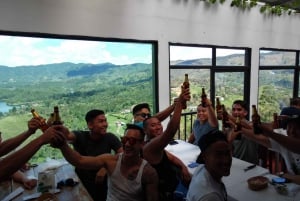 Medellín: Tour privato di Guatapé con colazione, pranzo e crociera