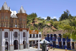 Medellín: Prywatna wycieczka do Guatapé ze śniadaniem, lunchem i rejsem