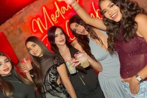 Medellín: Que chimba parce, festa som en lokalinvånare