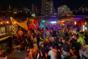 Medellín: Que chimba parce, festa som en lokalinvånare