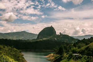 Medellín to Guatapé and El Peñol only transportation