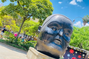 Medellín: miejskie opowieści, kolejka linowa, historia i przekąska