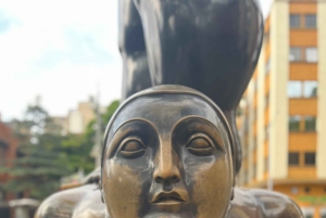 Medellín: miejskie opowieści, kolejka linowa, historia i przekąska