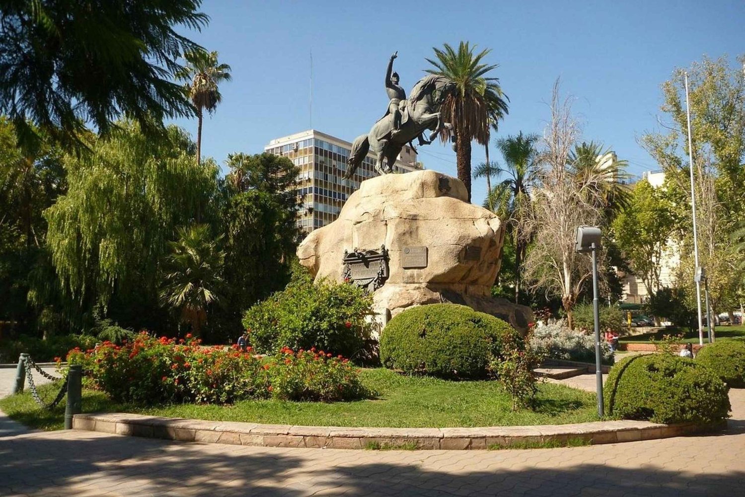 Mendoza: Byrundvisning og naturskønne omgivelser