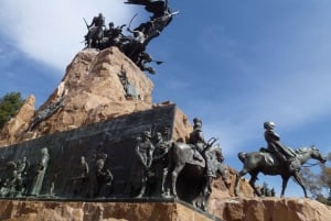 Mendoza: City Tour with Dinner at a Local Restaurant