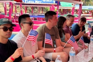 Mexico City: Expert-Guided Boat Tour with Lunch and Drinks