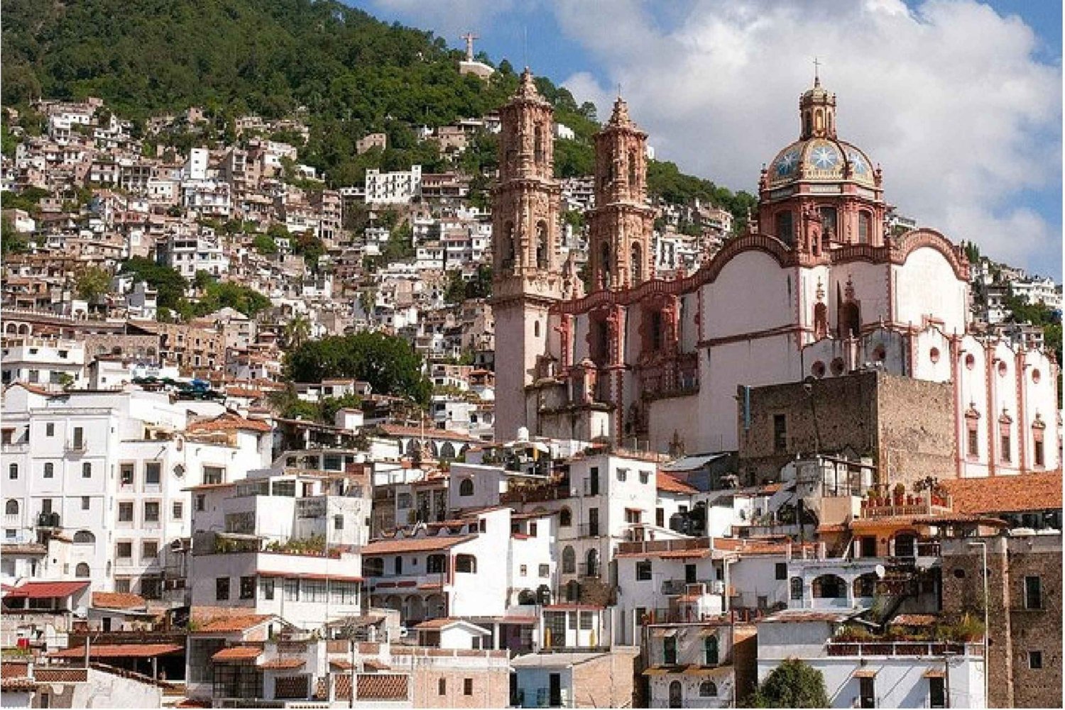 Mexiko City: Cacahuamilpa-grottorna och Taxco tur i liten grupp