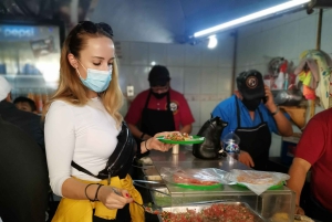 Mexico City: Eat & Explore Street Food