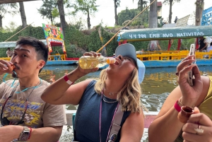 Ciudad de México: tour en barco con guía experto, almuerzo y bebidas