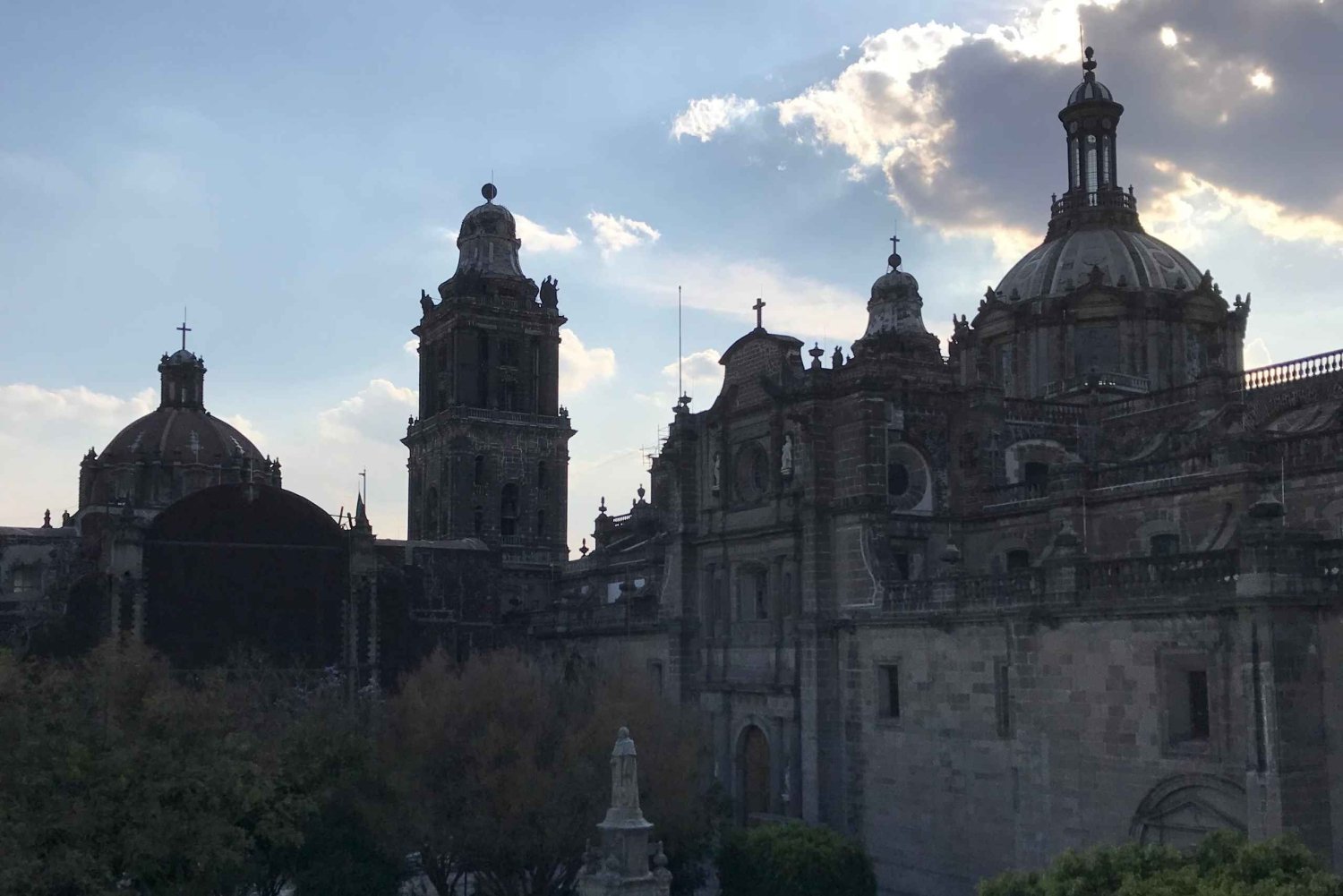Mexiko-Stadt: Historic Center VIP Tour mit Templo Mayor ...