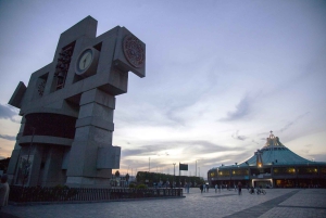 Mexico City: Hop-on Hop-off City Tour by Turibus 2-Day Pass
