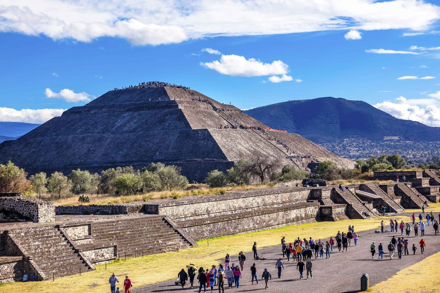 Ciudad de México: Tour privado de la ciudad con Teotihuacán y Basílica