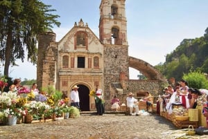 Mexico City: Private Magic Towns & Basaltic Prisms Tour