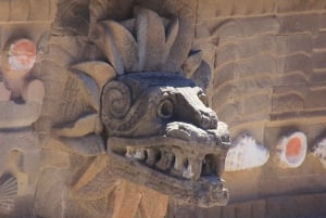 Mexico by: Tur til Teotihuacan-pyramidene og Guadalupe-helligdommen