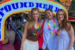Mexiko City: Båtfest i Xochimilco med obegränsat antal drinkar