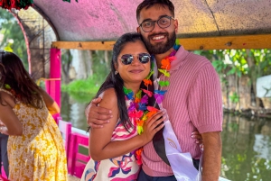 Mexiko City: Båtfest i Xochimilco med obegränsat antal drinkar