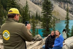 Nascer do sol no Moraine Lake e Lake Louise a partir de Calgary/Canmore/Banf