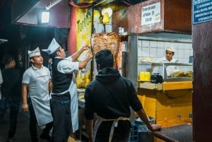 Passeio noturno de bicicleta com comida de rua na Cidade do México