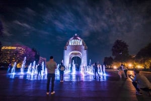 Passeio noturno de bicicleta com comida de rua na Cidade do México