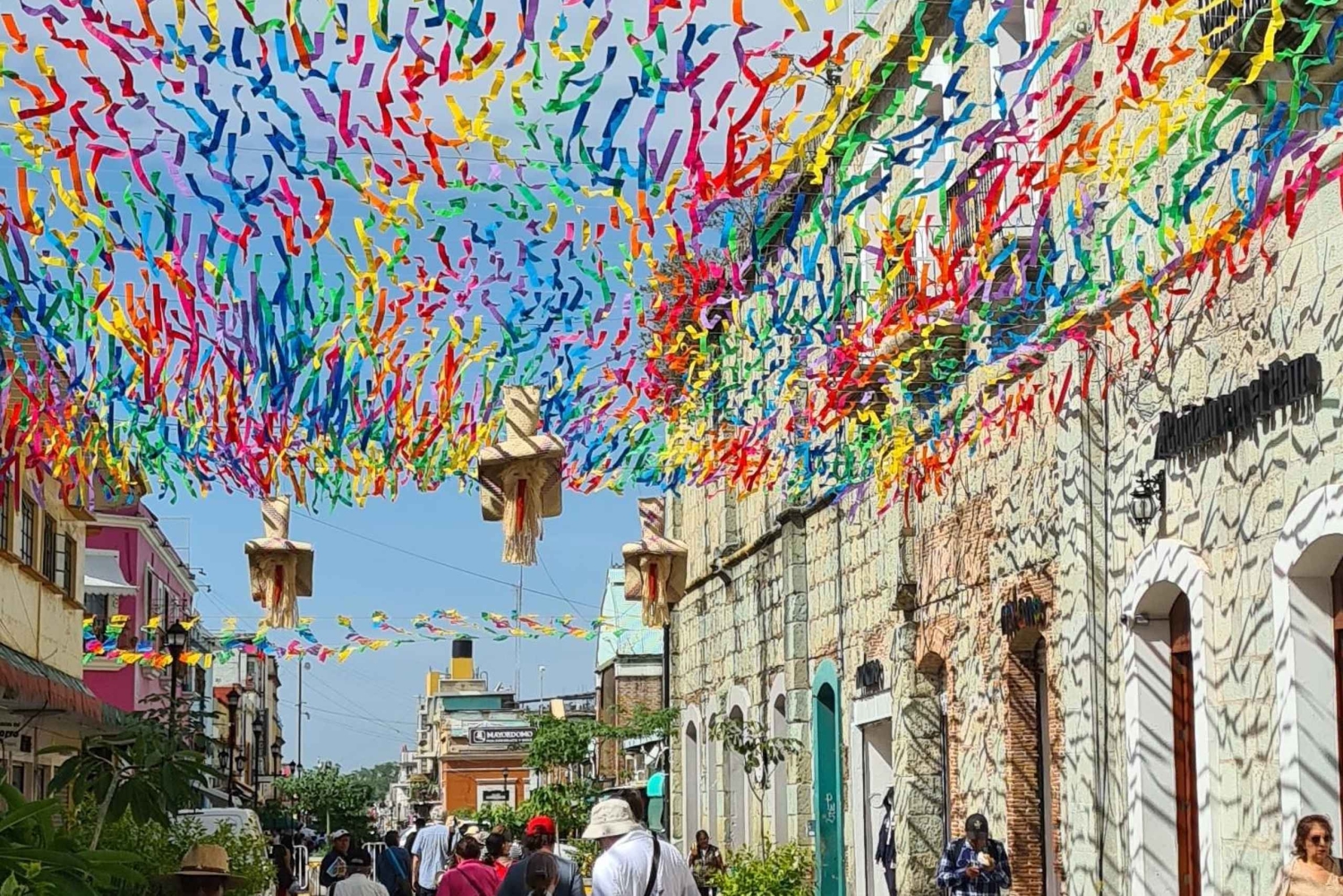 Oaxaca City: Walking tour with local product tasting