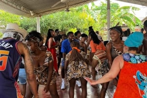 Palenque Day Trip with Lunch and Hotel Pickup