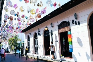 Panama City: Old Headquarters and Panama Canal Tour