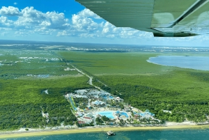Volo panoramico verso la Zona Hotel di Cancun e Isla Mujeres