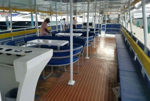 PDC : Excursion en catamaran à Isla Mujeres avec plongée en apnée