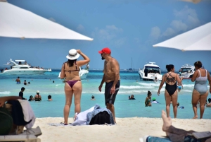 PDC : Excursion en catamaran à Isla Mujeres avec plongée en apnée