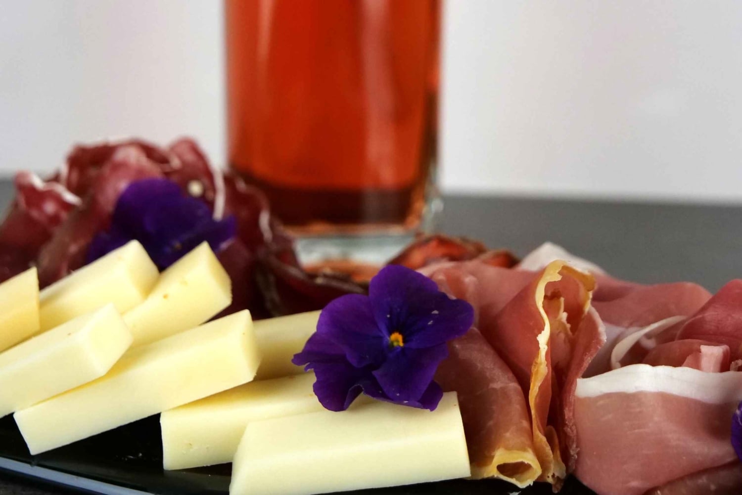 Plateau Gourmand: Charcuteries Champagnes et Fromages