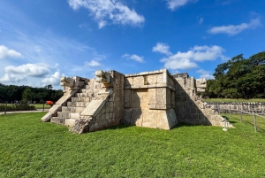 Playa del Carmen: Chichen Itza, Valladolid, Cenote & Buffet