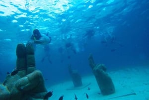 Playa del Carmen: Isla Mujeres Obegränsad Open Bar Katamaran