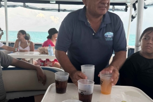 Playa del Carmen: Isla Mujeres Obegränsad Open Bar Katamaran