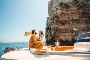 Polignano a Mare: Private Cruise with Champagne