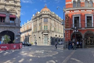 Puebla: Hop-On/Hop-Off-Stadtführung und Aquarium MichÃn