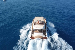 Puerto del Carmen: Catamaran Trip with Water Sports