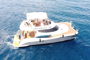 Puerto del Carmen: Catamaran Trip with Water Sports