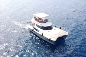 Puerto del Carmen: Catamaran Trip with Water Sports