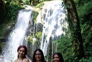 Puerto Rico: Cueva del Indio, Waterfalls, & Beach Tour